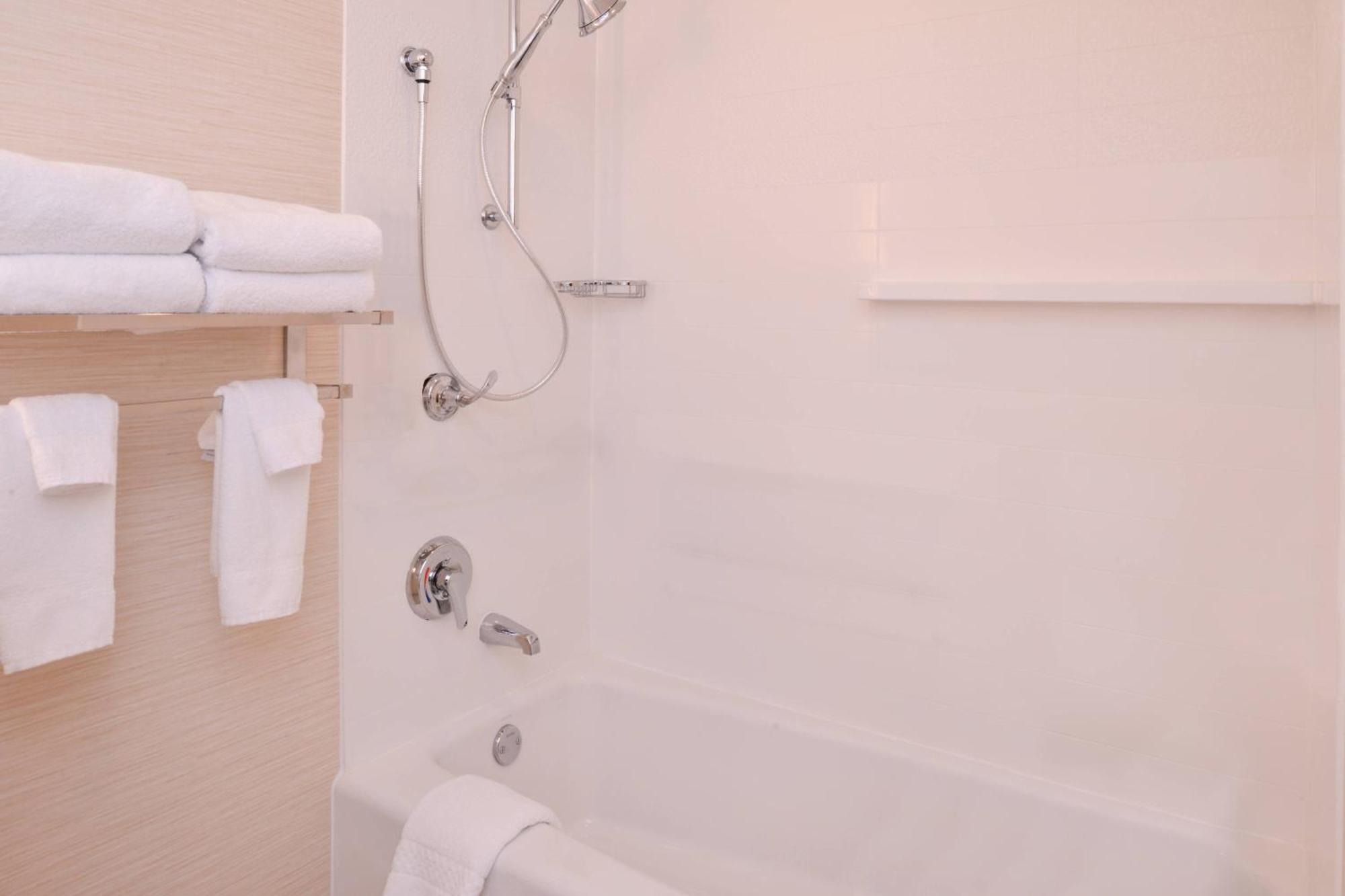 Fairfield Inn & Suites By Marriott Plymouth White Mountains Exteriér fotografie